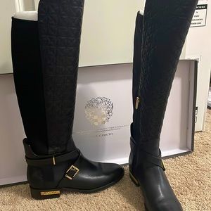 8.5M Black Vince Camuto boots